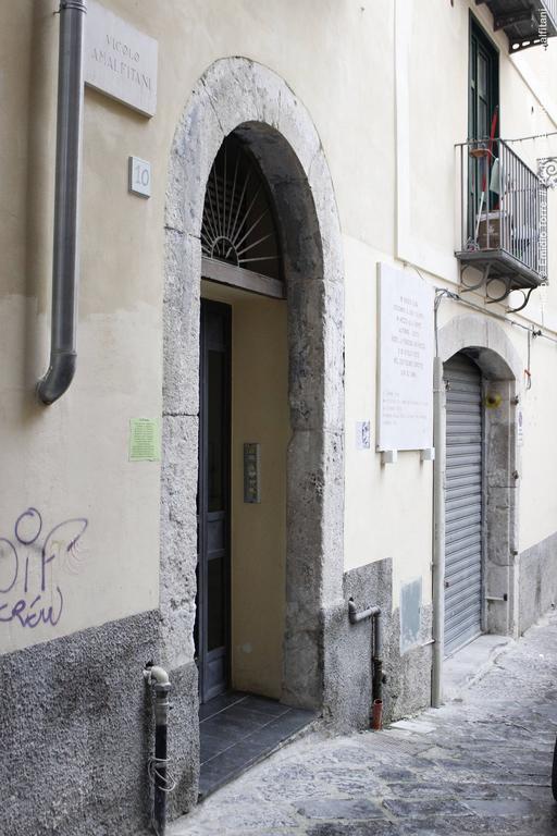 Amalfitani Salerno Centro Bed & Breakfast Dış mekan fotoğraf