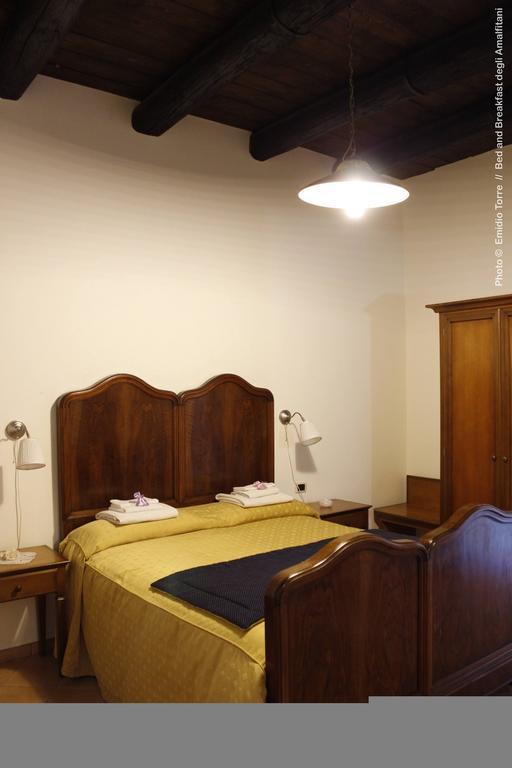 Amalfitani Salerno Centro Bed & Breakfast Oda fotoğraf