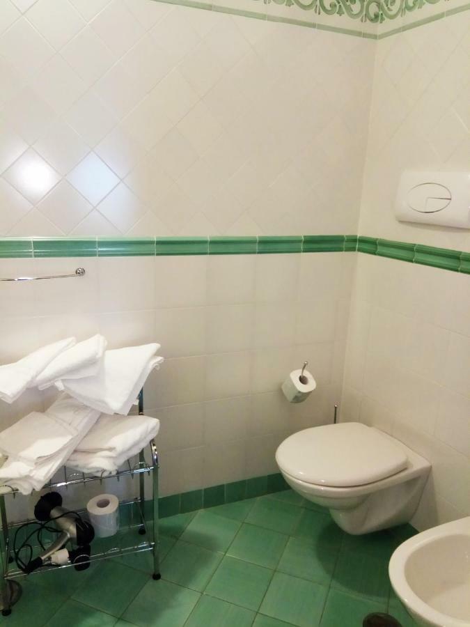 Amalfitani Salerno Centro Bed & Breakfast Dış mekan fotoğraf
