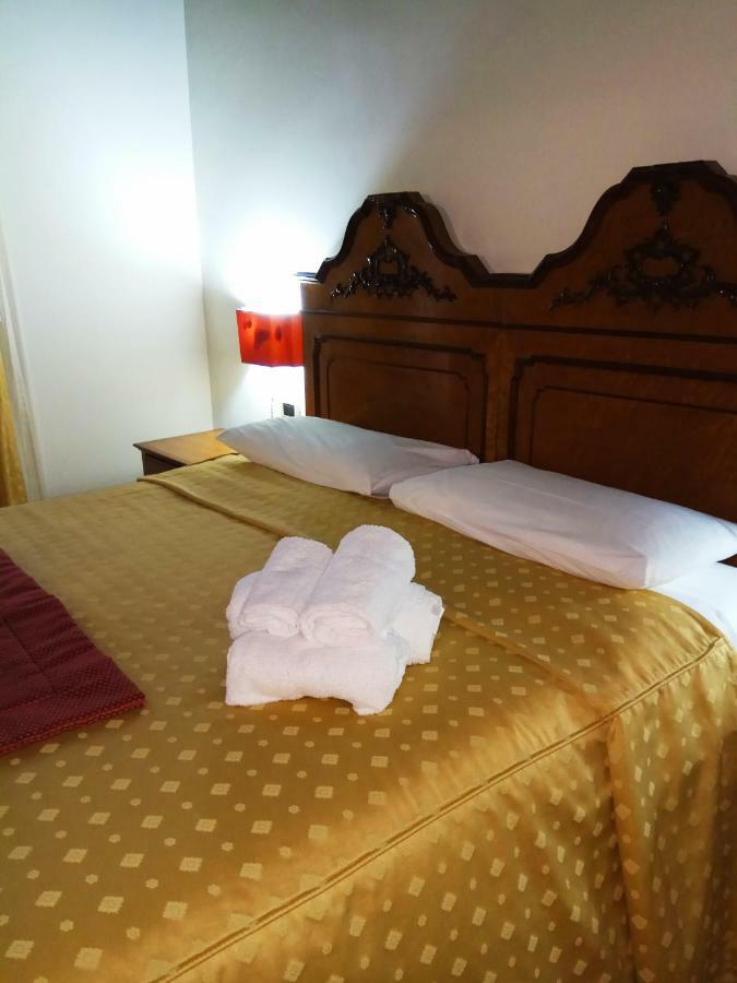 Amalfitani Salerno Centro Bed & Breakfast Dış mekan fotoğraf