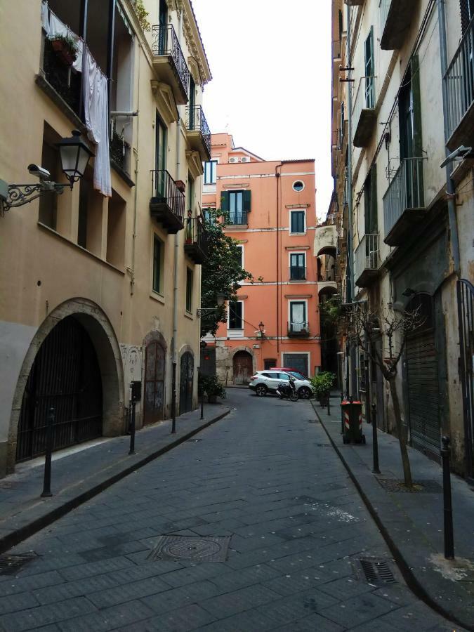 Amalfitani Salerno Centro Bed & Breakfast Dış mekan fotoğraf